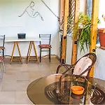 Jukebox 2 Bedrooms - Big Balcony * Thessaloníki