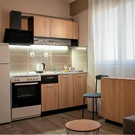 Jukebox 2 Bedrooms - Big Balcony Apartment