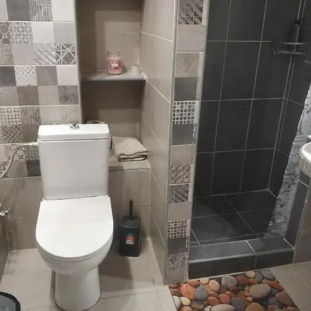 Jukebox 2 Bedrooms - Big Balcony سالونيك