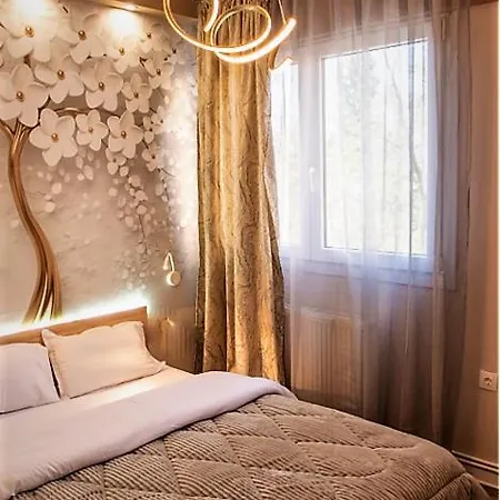 Jukebox 2 Bedrooms - Big Balcony Apartment Thessaloniki