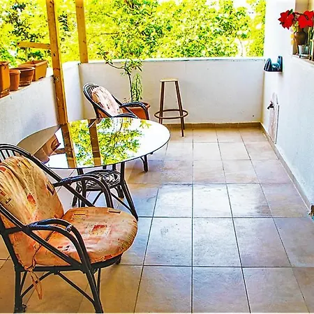 Jukebox 2 Bedrooms - Big Balcony *