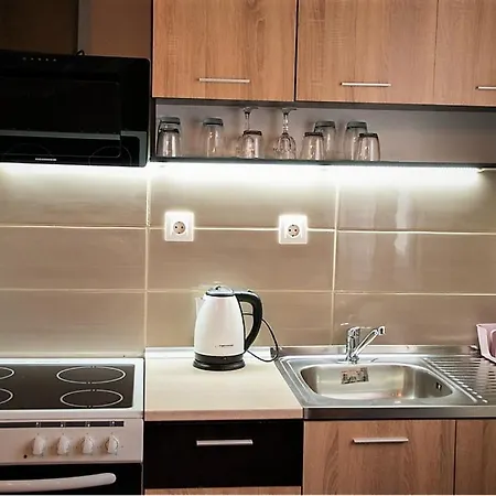 Jukebox 2 Bedrooms - Big Balcony Apartman